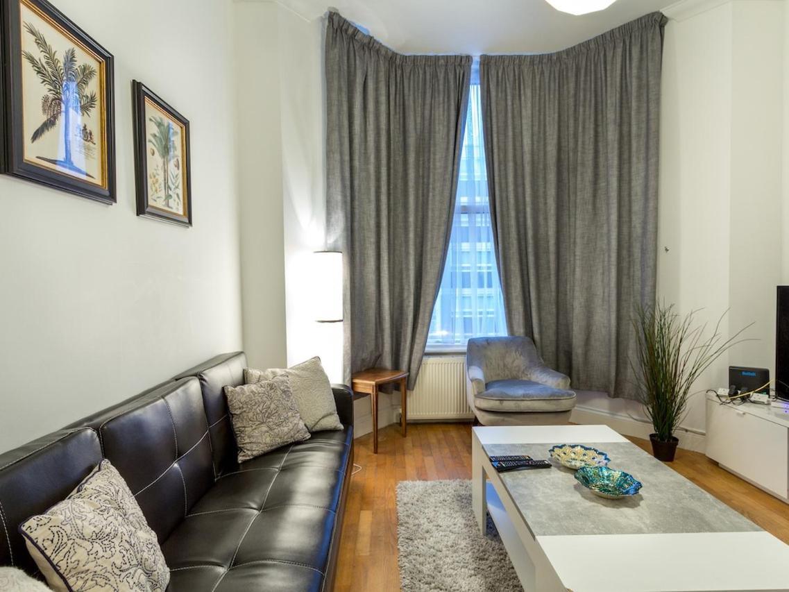 Spacious 1 Bed In West Kensington Or Hammersmith Londra Esterno foto